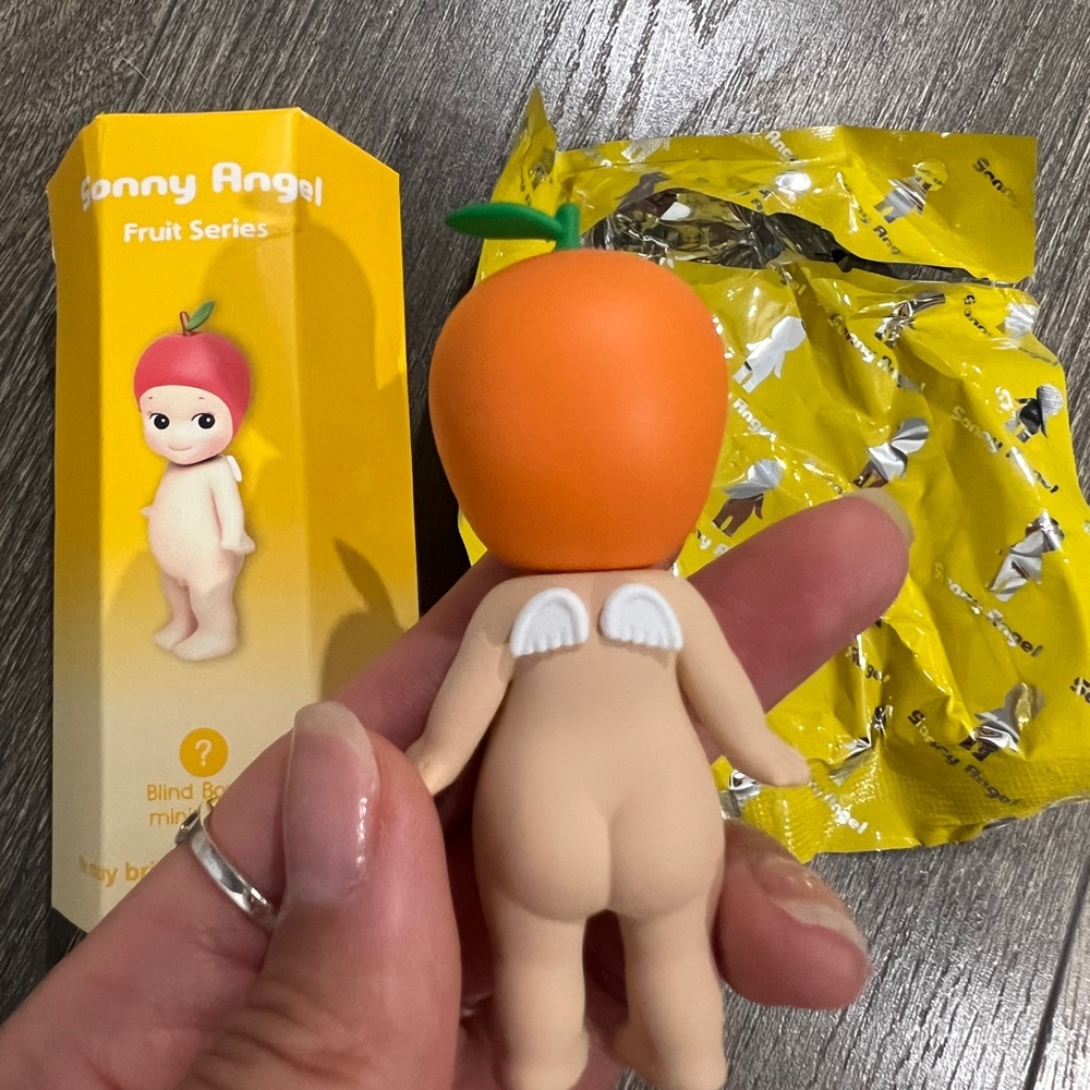 Brand NEW Sonny Angel Fruit Series Mini Figure - orange - Picture 3 of 3